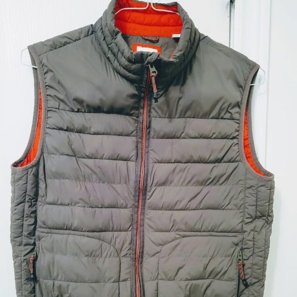 Gap Vest Green/Orange Size M - Picture 1 of 1